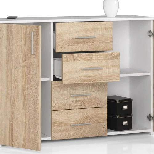 Komoda su metaliniais ritinėliais ir sidabrinėmis rankenomis