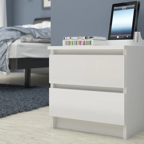 Tvarkingas naktinis staliukas su ABS apvadu ir metaliniais kreiptuvais