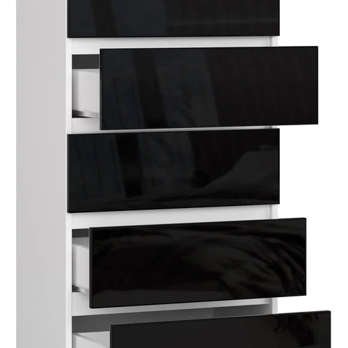 Komoda su metaliniais ritinėliais ir ABS briauna