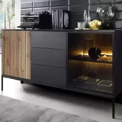 MDF, stiklas ir plienas – puikus derinys moderniam interjeriui