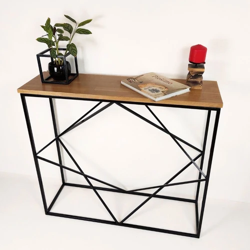 Praktiškas baldas su ąžuolu – puikus pasirinkimas dekoracijoms