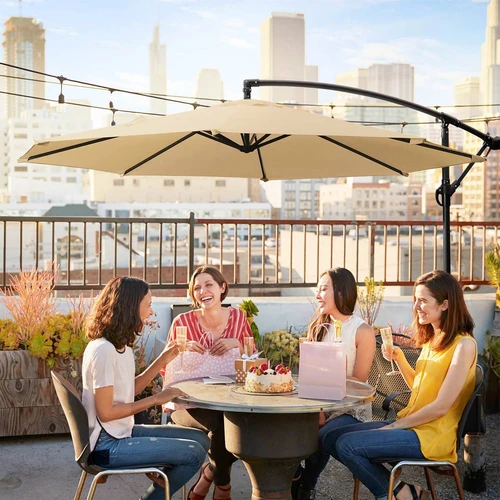 Tvirtas skėtis su metaliniu stulpu ir poliesterio audiniu