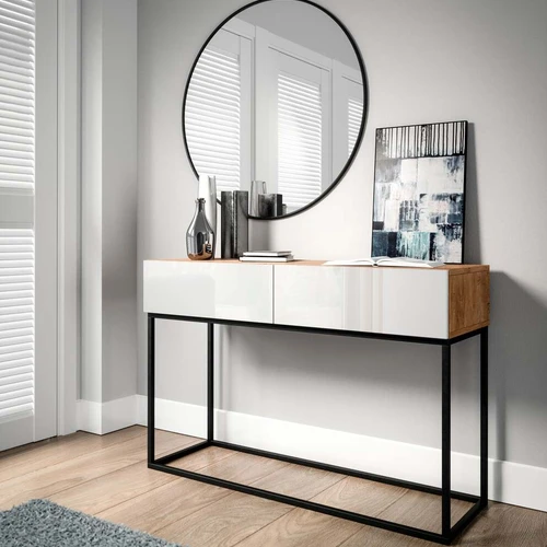 Erdvūs stalčiai ir patogus „push-to-open“ atidarymas