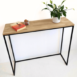 Praktiškas baldas vietos taupymui interjere