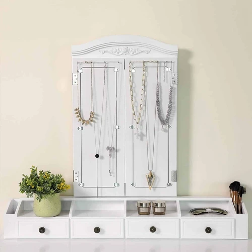 Idealus kosmetinis stalas rytiniam ir vakariniam makiažui