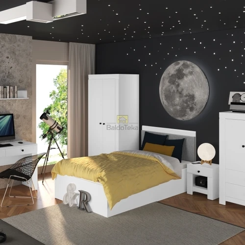 Elegantiška spinta su tylaus uždarymo mechanizmu