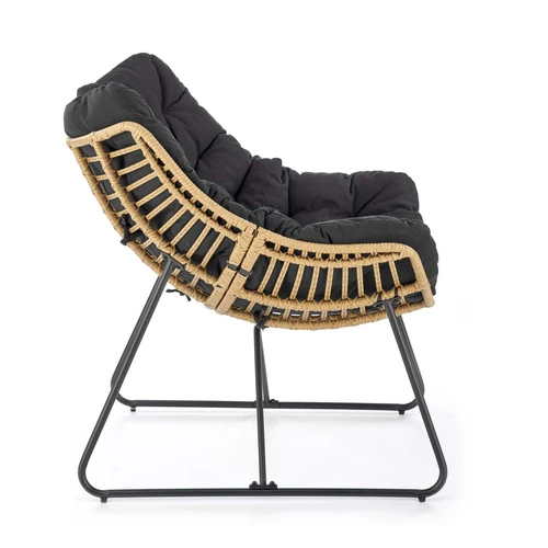 Patogi sėdynė su milteliniu plienu ir natūraliu rotangu