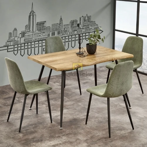 Moderni juodos spalvos spinta su dažytu metalu