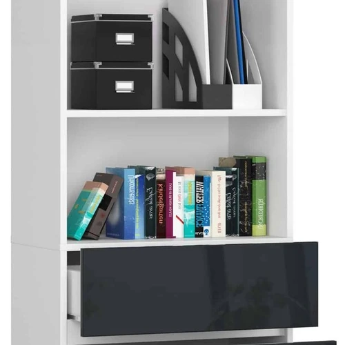 Efektingas grafito ir balto spalvų derinys