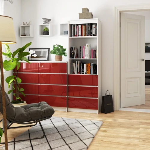 Moderni lentyna su ryškiomis spalvomis ir blizgiais fasadais