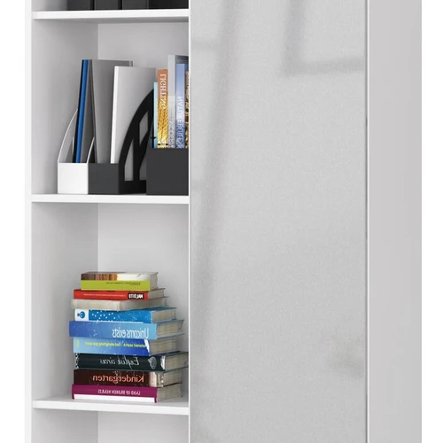 Tvirti ir erdvūs baldai biurui – knygų spinta iš laminuotos plokštės