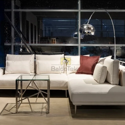 Individualus spalvų pasirinkimas ir pritaikoma kaina