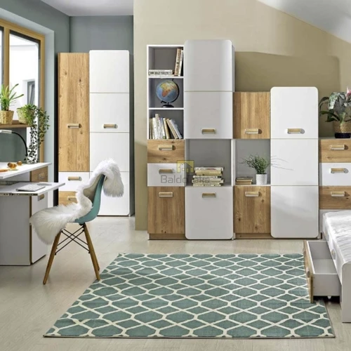 Erdvi spintelė su moderniu dizainu