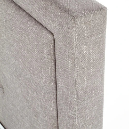 Patogi lova su papildoma saugykla