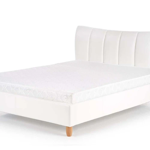 Modernūs baldai su natūralia mediena ir balta odos apdaila