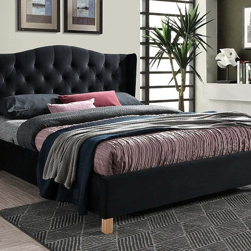 Tvirti ir patvarūs spintos iš natūralios medienos