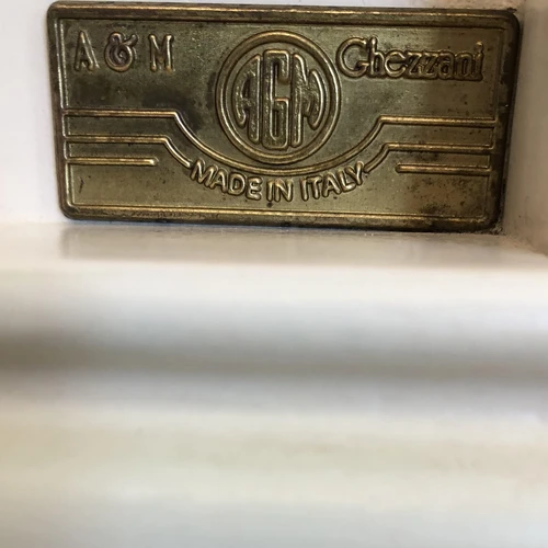 Kokybiški naudoti italų baldai – Donatella miegamajam