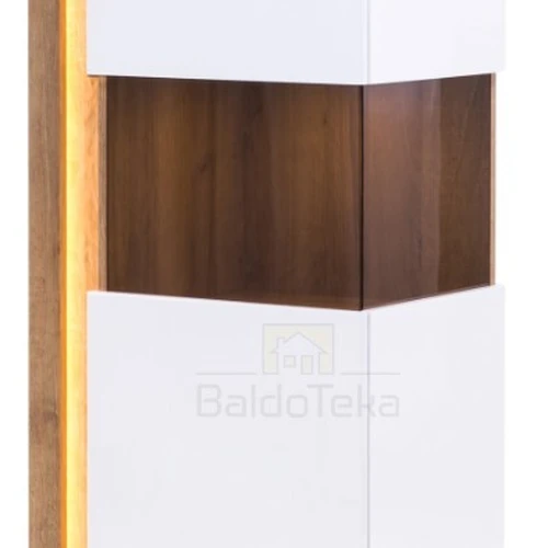 Moderni spinta su tylaus uždarymo sistema