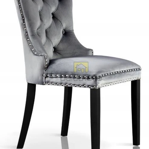 Elegantiška MADAME kėdė su medinėmis kojelėmis