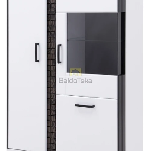 Plati spinta su PVC fasadais ir tylaus uždarymo sistema