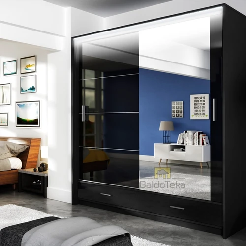 Juoda blizgi spinta su aliuminio bėgeliais