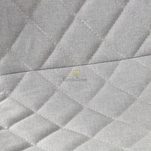 Patogi kėdė su 100 kg apkrova ir reguliuojamu aukščiu