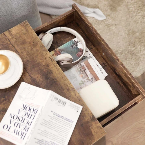 Tamsiai rūdas naktinis staliukas su MDF viršumi