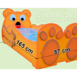 Minkšta geltona lova su medinėmis grotelėmis