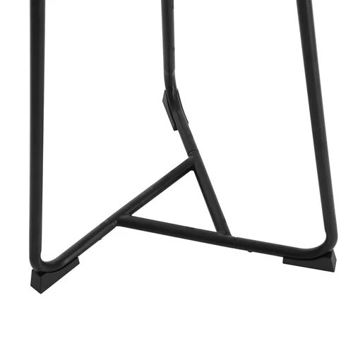 Geležinio rėmo ir buko medienos derinys – šiuolaikiškas dizainas