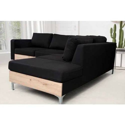 Patogi HR putplasčio sofa su metalinėmis kojomis