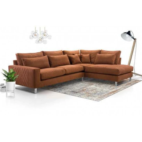 Sofa su Zaria audiniu ir laisvai pastatoma nugarėle