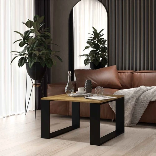 Tvirtas stalas iš laminuotos medžio drožlių plokštės