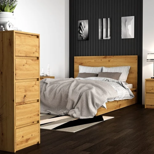 Patogi naktinė spintelė su ritininiais bėgeliais