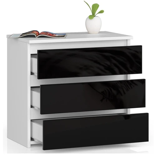 Patvari komoda su metaliniais kreiptuvais