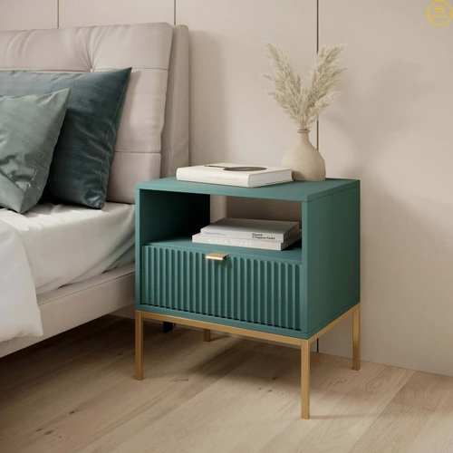 Minimalistinė spinta su ABS dengtomis briaunomis ir LMDP plokšte