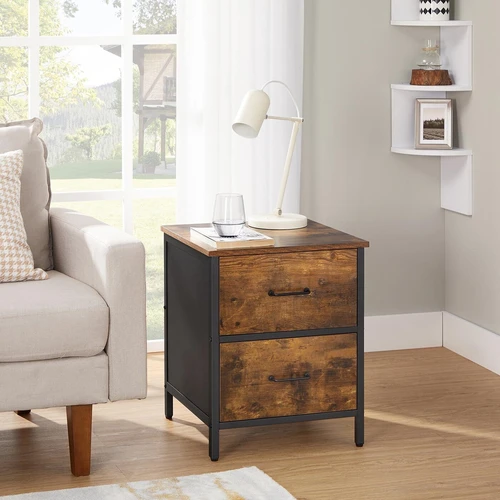 Komplekte naktinis staliukas, priedai ir vadovas