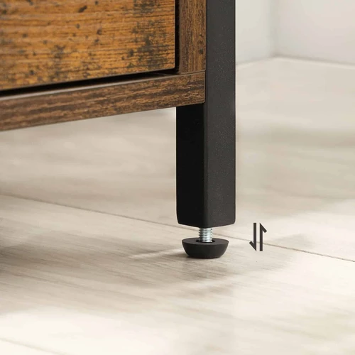 Stilingas ir patvarus naktinis staliukas