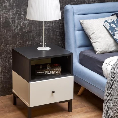 Kompaktiška spinta iš medžio drožlių plokštės – idealus tvarkymo sprendimas