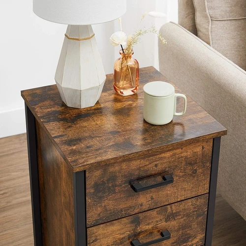 Vintažinė ruda-juoda naktinis staliukas su plieno apvada