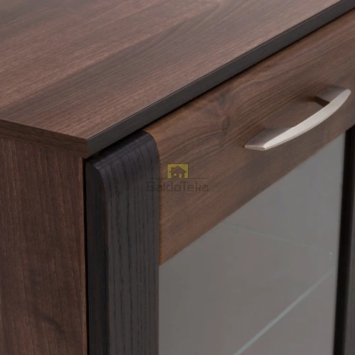 Ergonominė spinta su tylaus uždarymo durelėmis