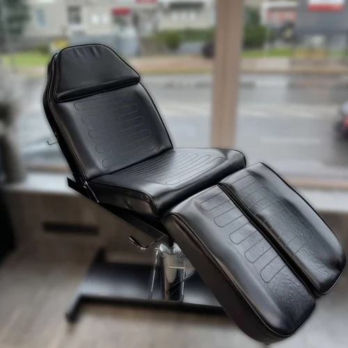 Puiki būklė: hidraulinė kosmetologinė su pasukama sėdyne