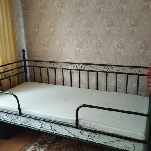 Nauja metalinė viengulė lova su čiužiniu