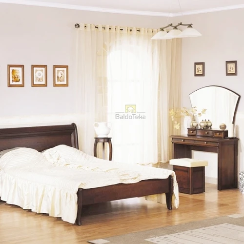 Kokybiška spinta natūralaus medžio apdaila