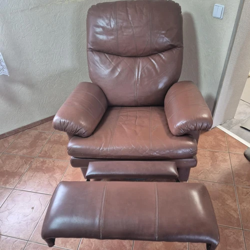 Krėslas su funkcija – patogus poilsiui ir miegui