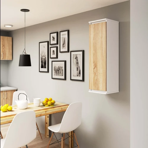 Klasikiniai mediniai kėdės su auk&scaron;ta nugarėle