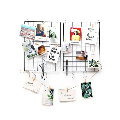 Juodos metalinės plokštės – puikus pagrindas meno kūriniams