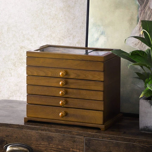 Puikus dovanos pasirinkimas papuošalų mylėtojams