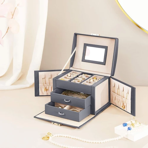 Kompaktiška papuošalų dėžutė su 2 raktais