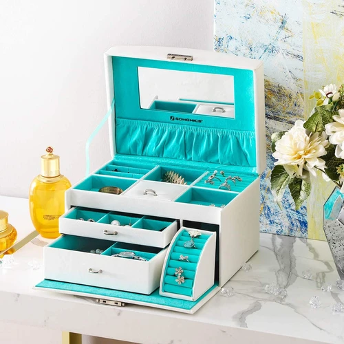 Kompaktiška 26x18x19 cm papuošalų dėžutė su raktais