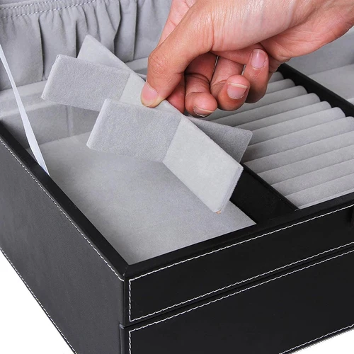 Laikrodžių dėžutė su švelniu odos ir stiklo dizainu